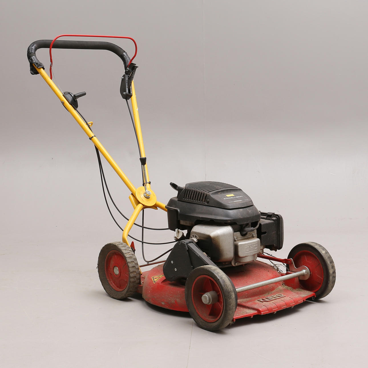 CORTACÉSPED, Klippo Excellent S GCV, 2007.