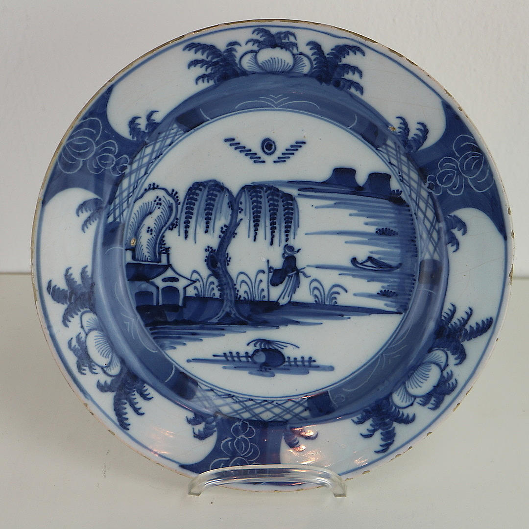 KINESISK MING ANTIK TALLRIK.