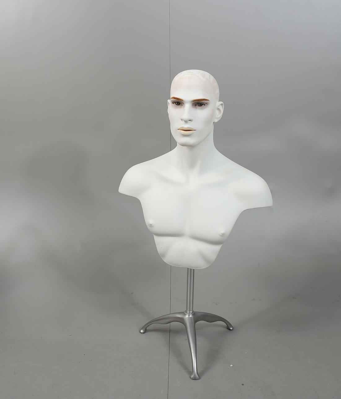 SCHAUFENSTERPUPPE, Torso Mann, 1900-2000.