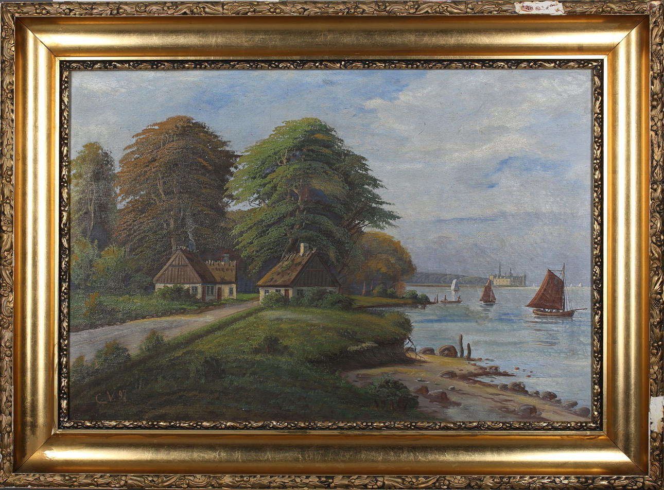 OKÄND KONSTNÄR. Guldkusten med Kronborgs slott. Olja på duk. Signerad C V -97 (1897).