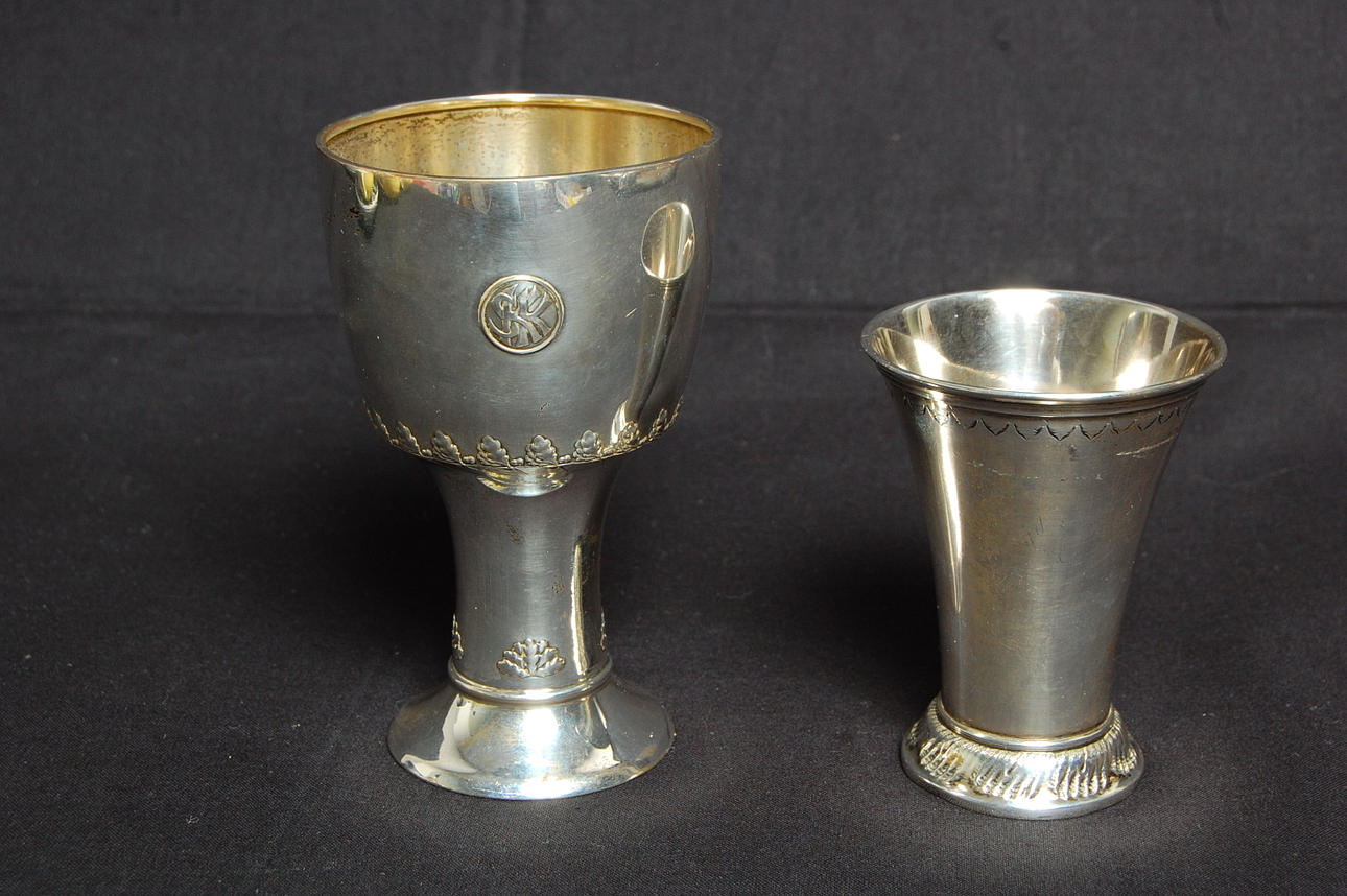 BÄGARE, 2 delar, silver.