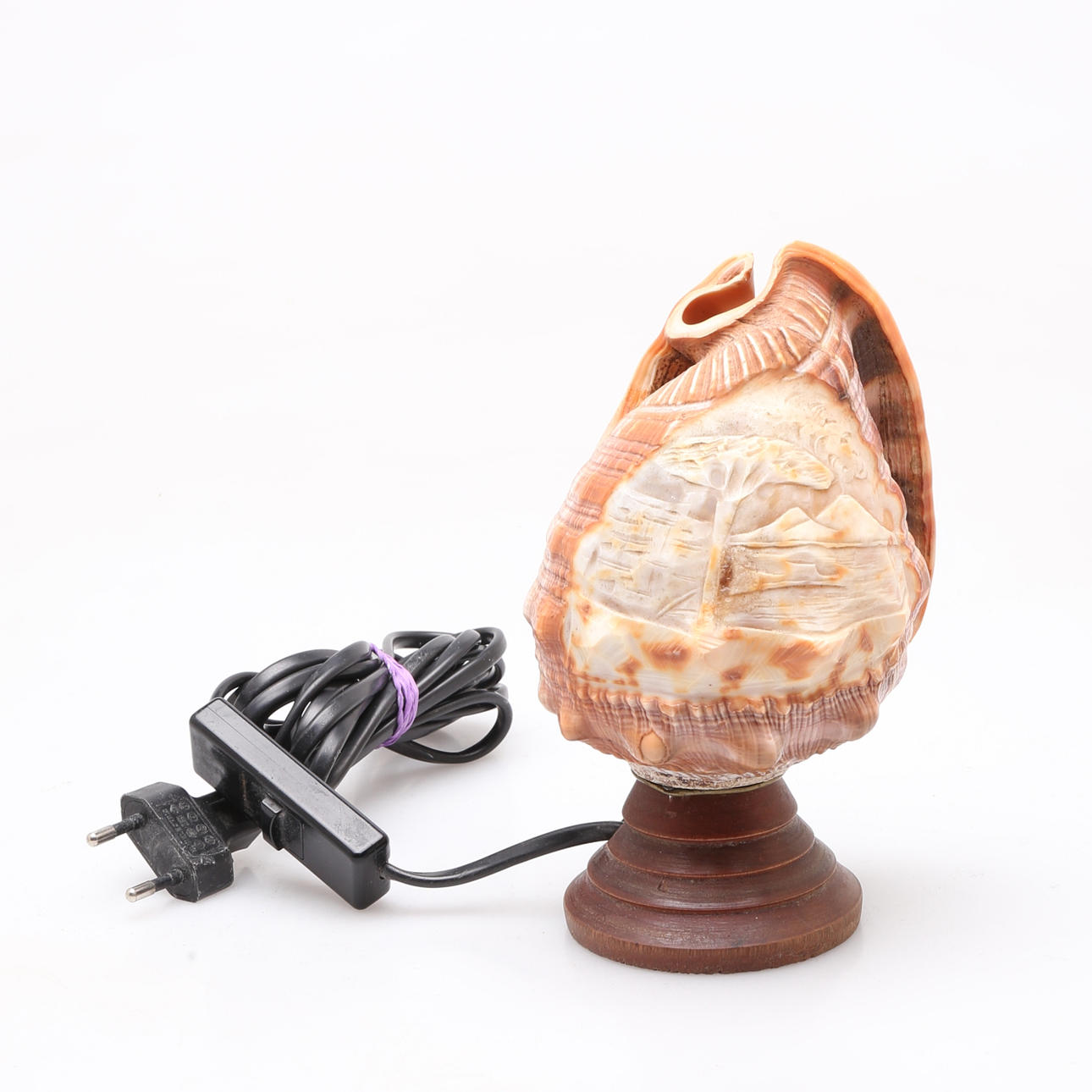 TABLE LAMP, shell with cut decoration.