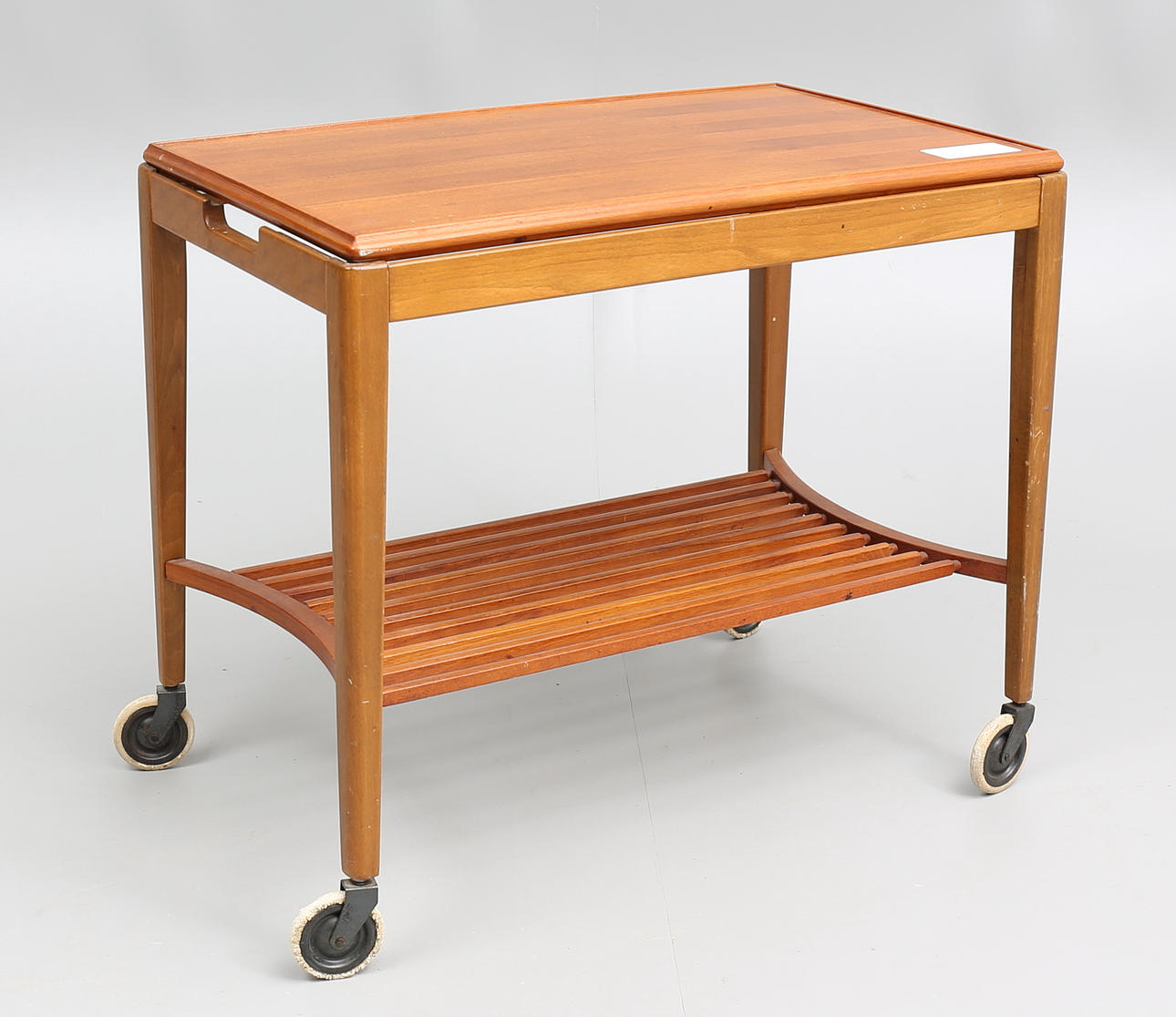 SERVERINGSVAGN, 1900-talets mitt/andra hälft.