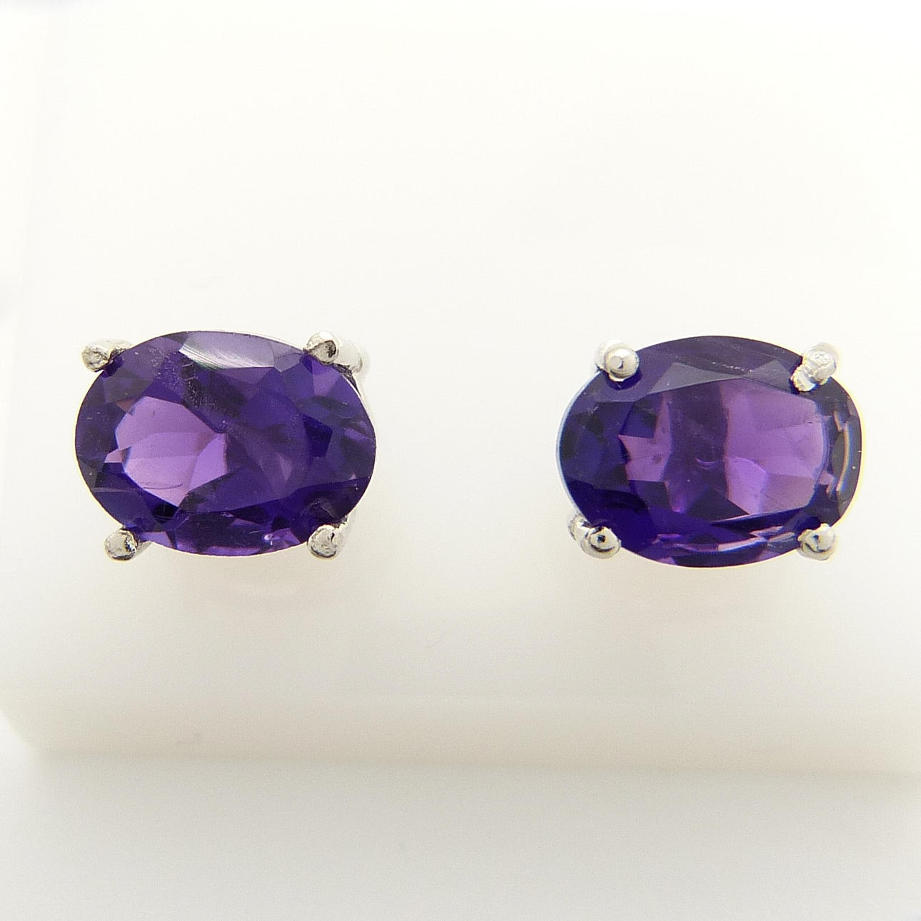 AMETIST SET STUD ÖRHÄNGEN.