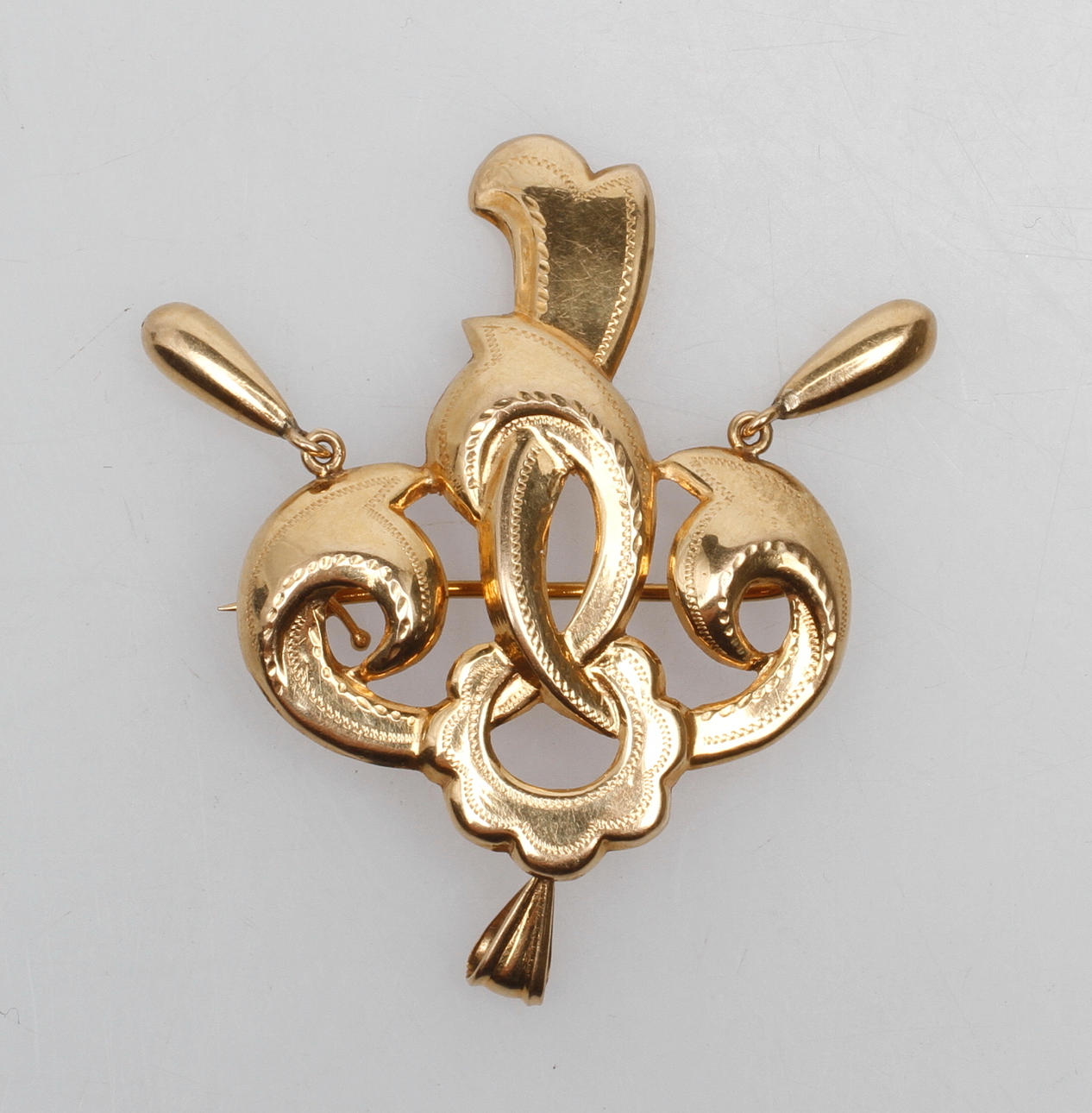 BROSCH, 18k guld, vikt ca 4 gr.