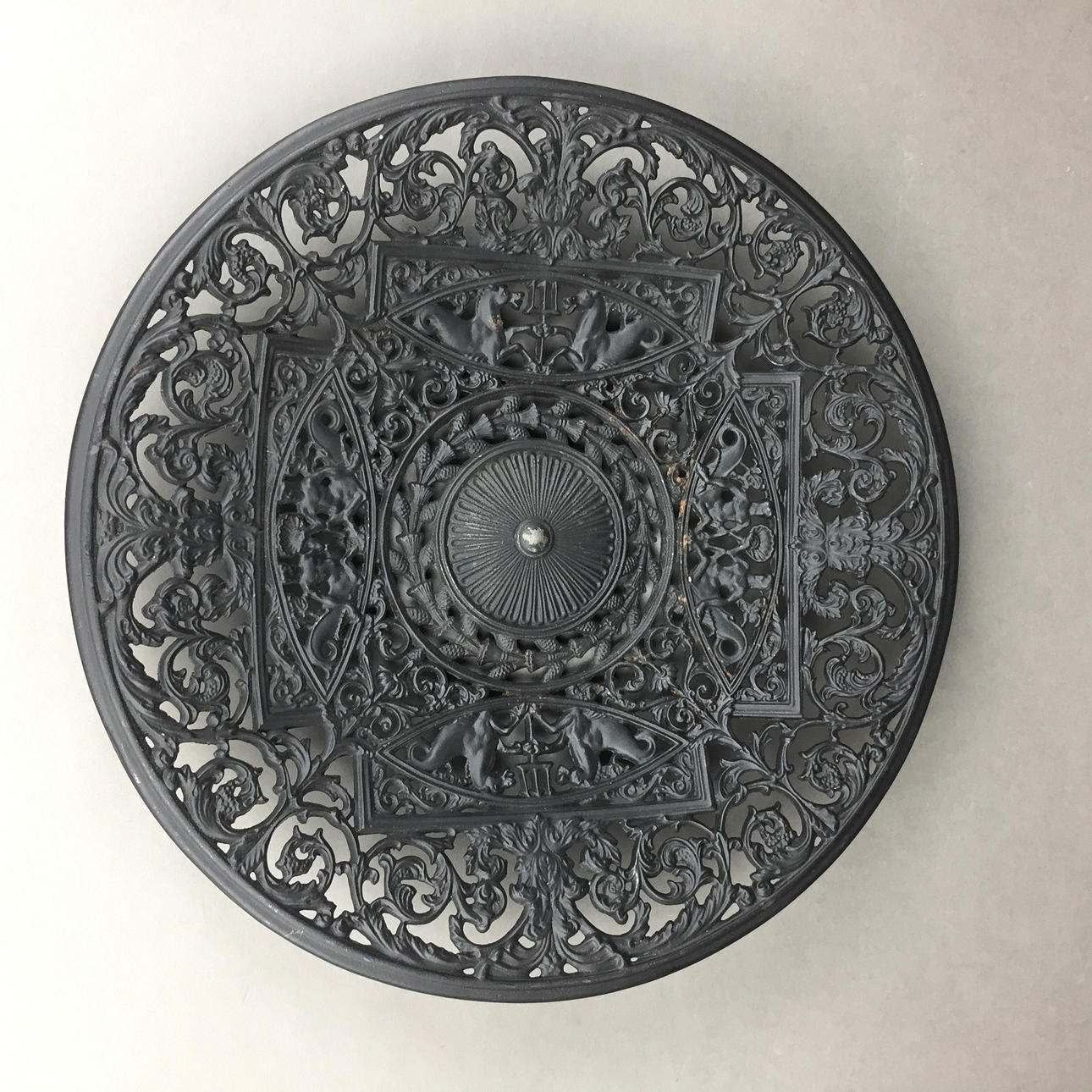 PLATE - BUDERUS, gjutning, gjutjärn.