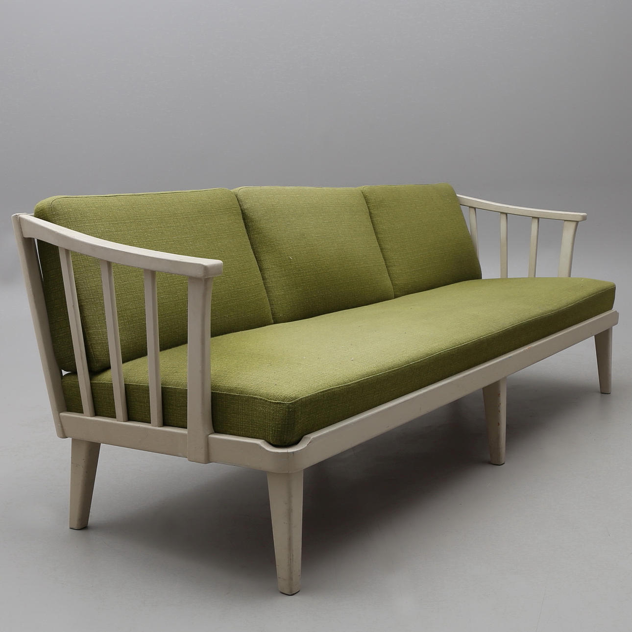 CARL MALMSTEN. "VISINGSÖ", SOFFA.