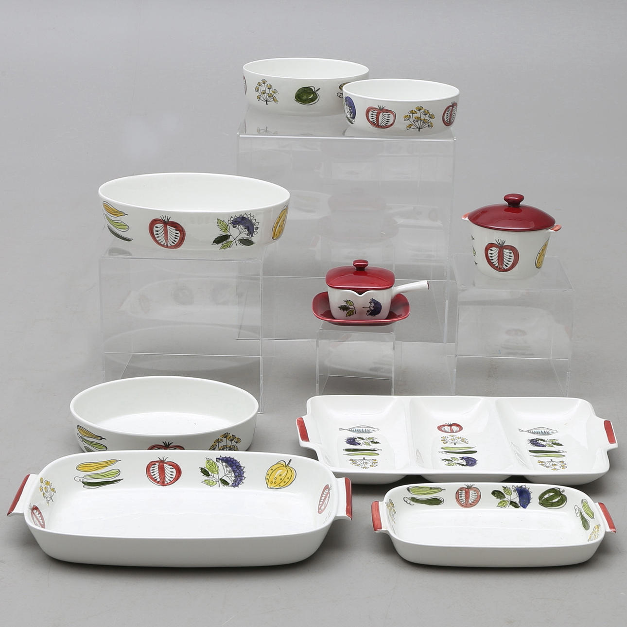 SERIVSDELAR, 9 st "DINERA" RÖRSTRAND.