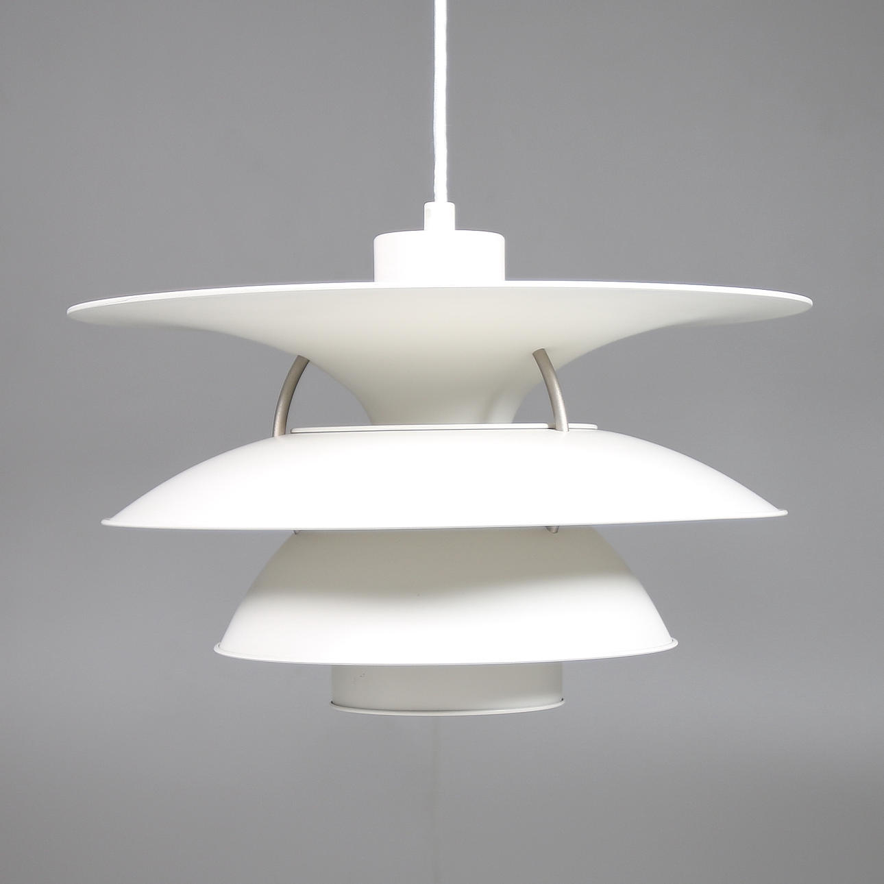 TAKARMATUR, PH 5-4 1/2, "Charlottenborg" Danmark. Diam, 46 cm.