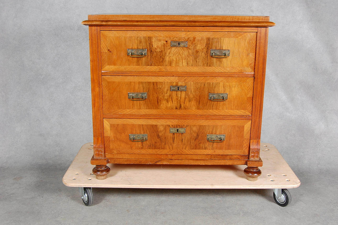 BYRÅ, nyrenässans, 1800-talets senare del.