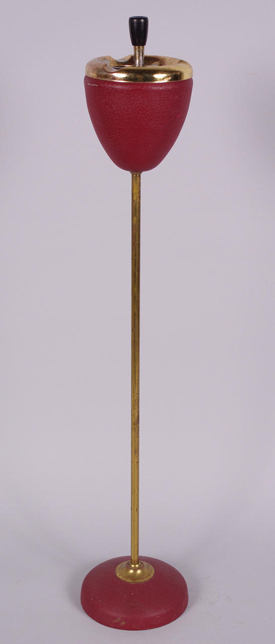 GOLVASKFAT, 1950-tal, målad metall/mässing.