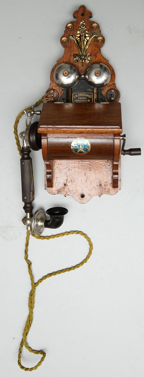 VÄGGTELEFON, L.M. Ericsson, 1900-talets första hälft.