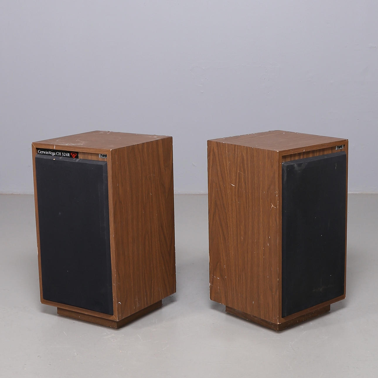 HÖGTALARE, ett par, HED med Cerwin Vega element.