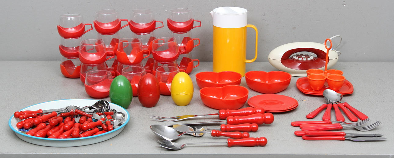 PLASTFÖREMÅL, bl.a. Gustavsberg.