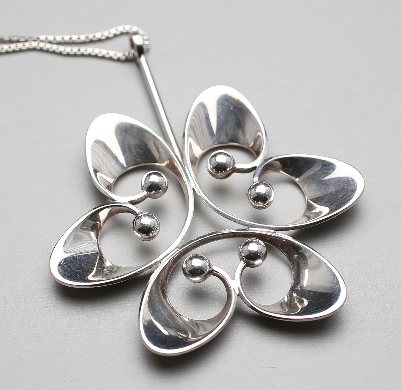 HALSSMYCKE, silver, Alton Falköping, Theresia Hvorslev, 1973.