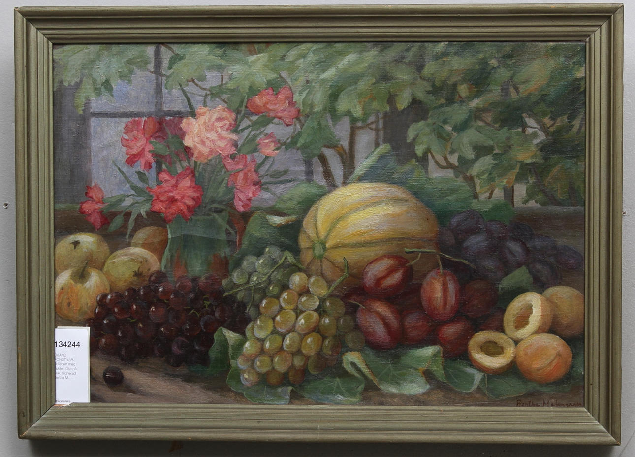 OKÄND KONSTNÄR. Stilleben med frukter. Olja på duk. Signerad Bertha M.....