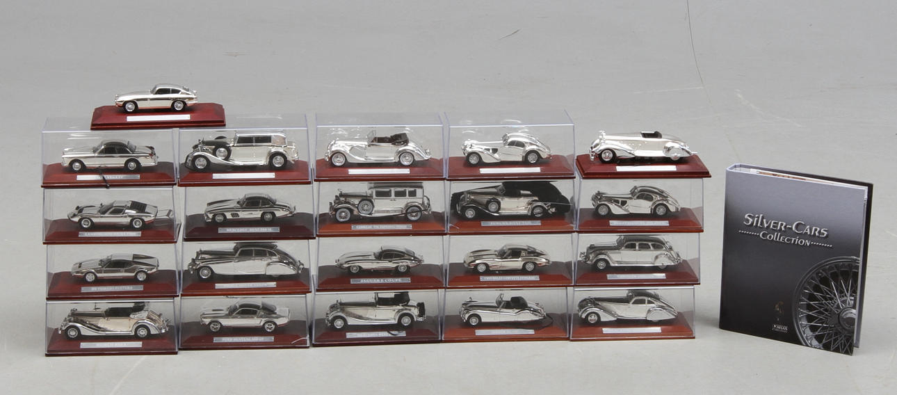 MODELLBILAR SILVER-CARS 21 stycken delvis i originalkartonger.