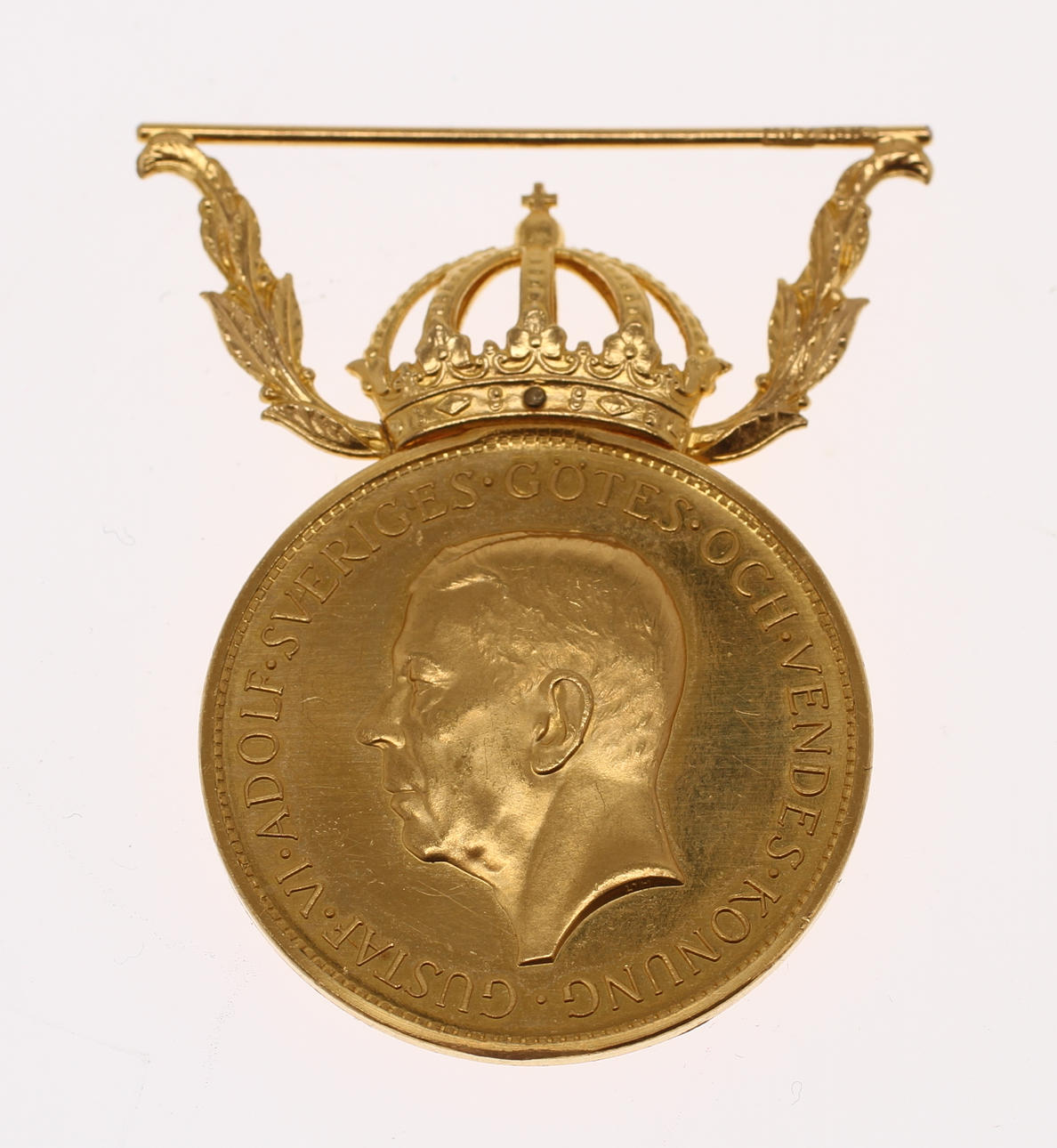 FÖRTJÄNSTMEDALJ, 23k samt 18k guld, 1967. Vikt 13,2g.