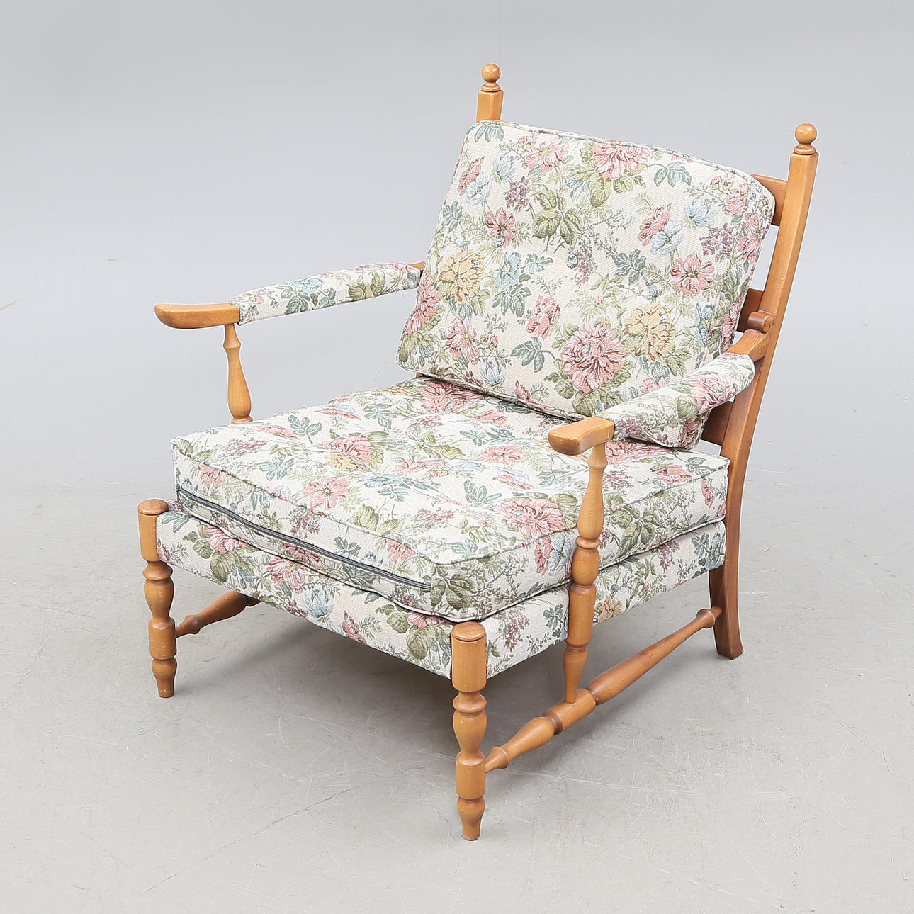 FÅTÖLJ, trä, 1900-tal.