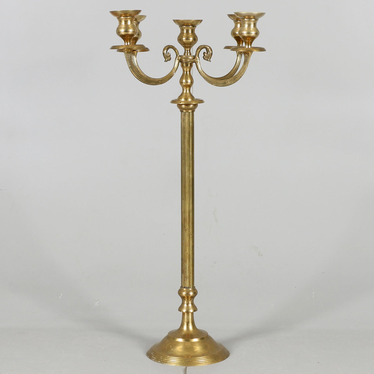 GOLVKANDELABER, mässing, 19/2000-tal.