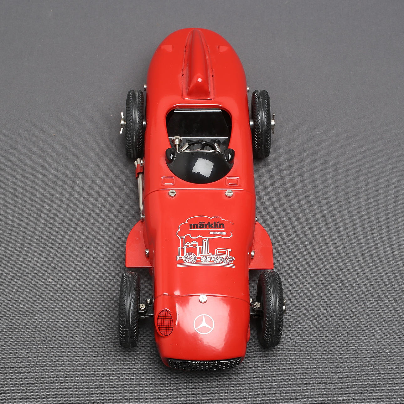 marklin(ll製)Mercedes Benz W196 元箱付 Marklin Mercedes Benz W 196 with Box, no. 81104 (wind-up