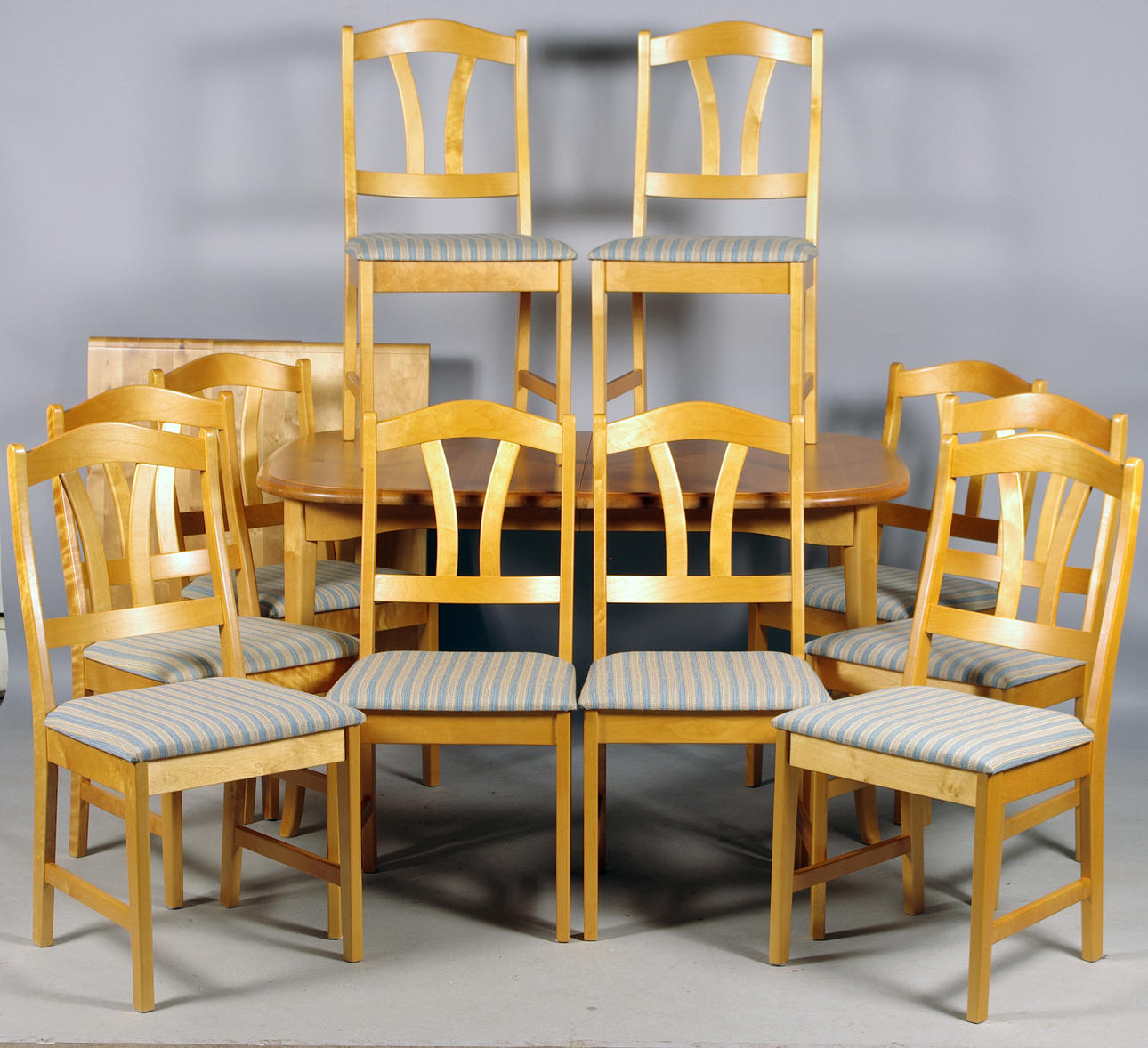 MATSALSGRUPP, björk, bord 10 stolar samt 2 skivor, Nordic Care.