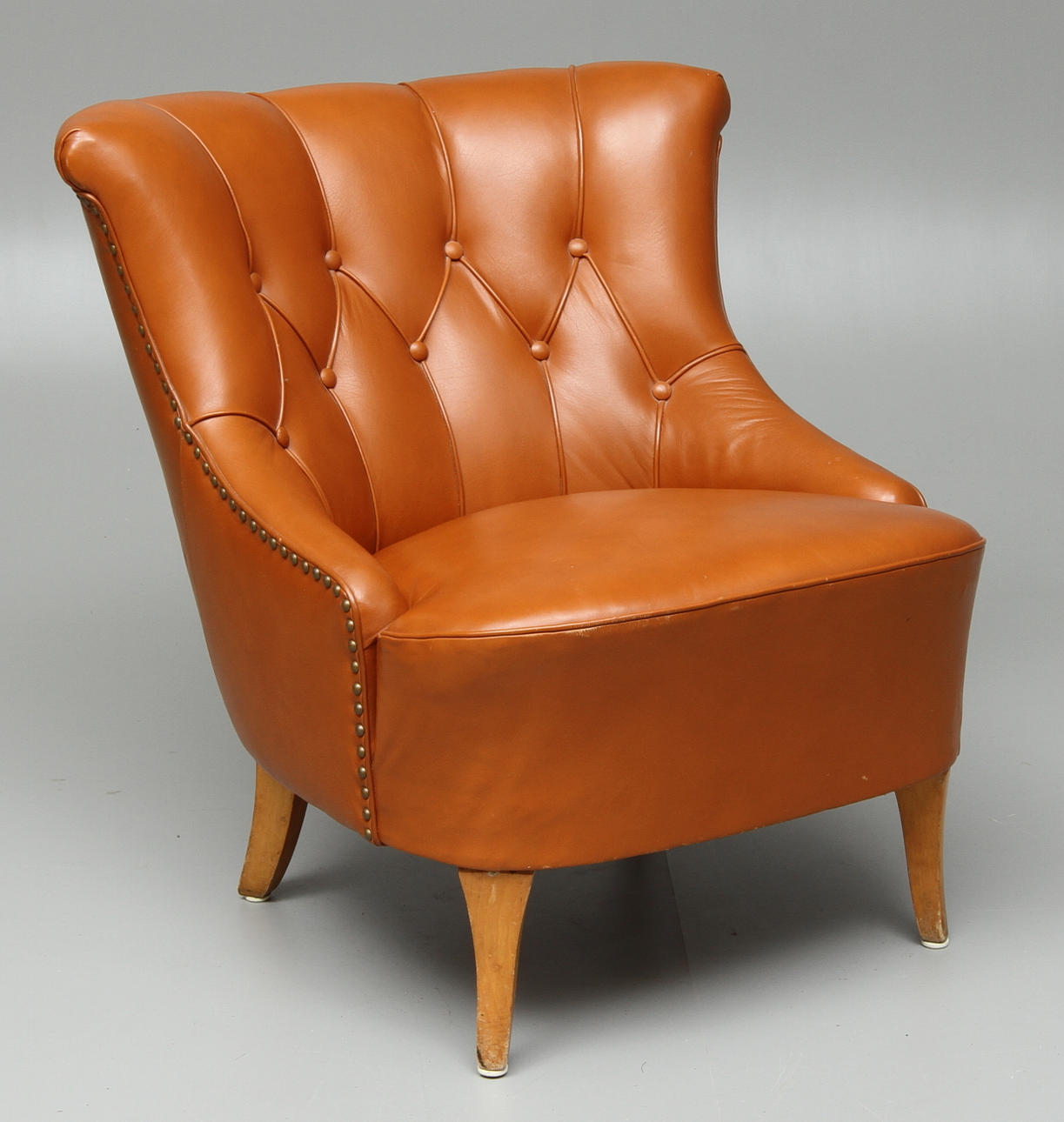 FÅTÖLJ, brunt skinn, 1900-tal.