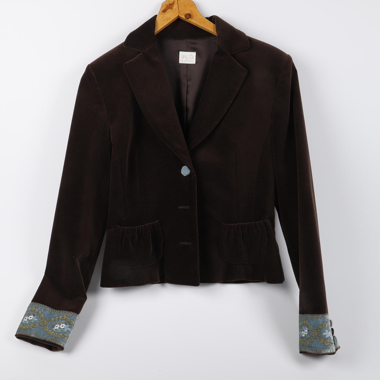 CHAQUETA, terciopelo marrón, Valerie Aflolo.