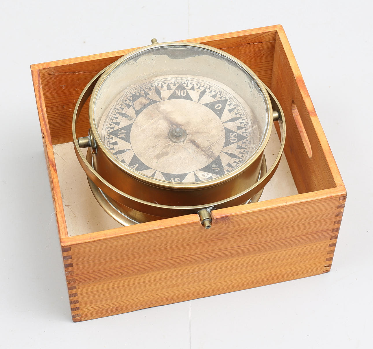 FARTYGSKOMPASS, 1800-tal.