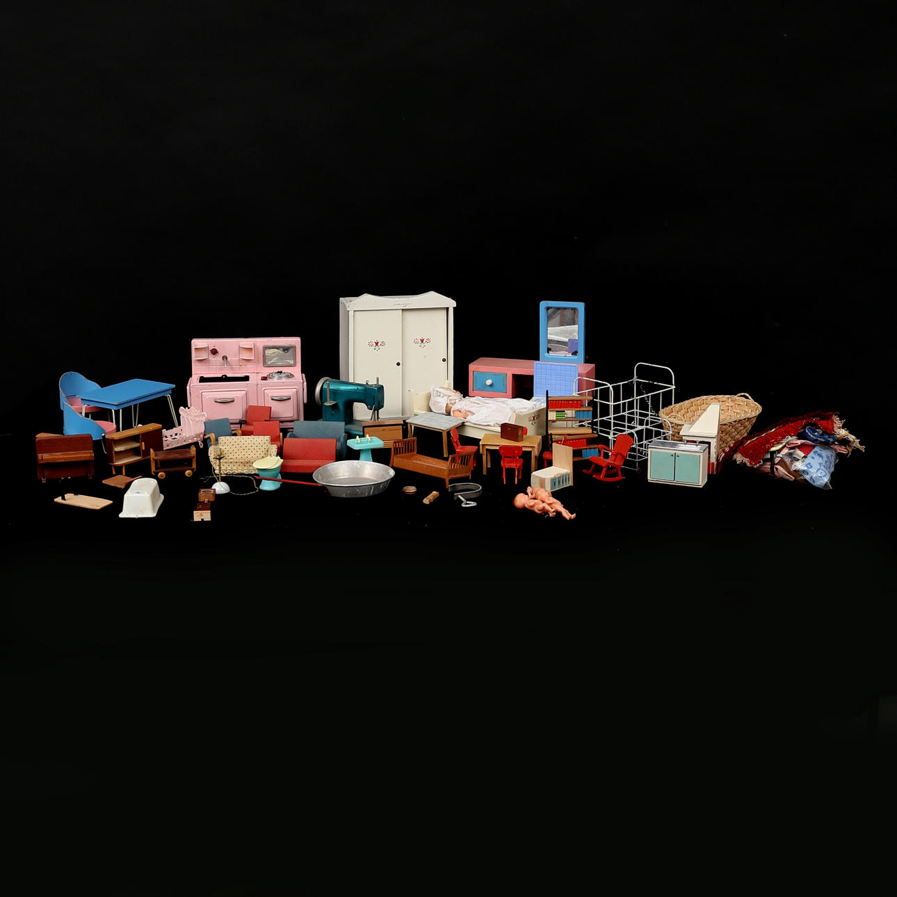 DOCKSKÅPSMÖBLER, m.m 50/60-tal.