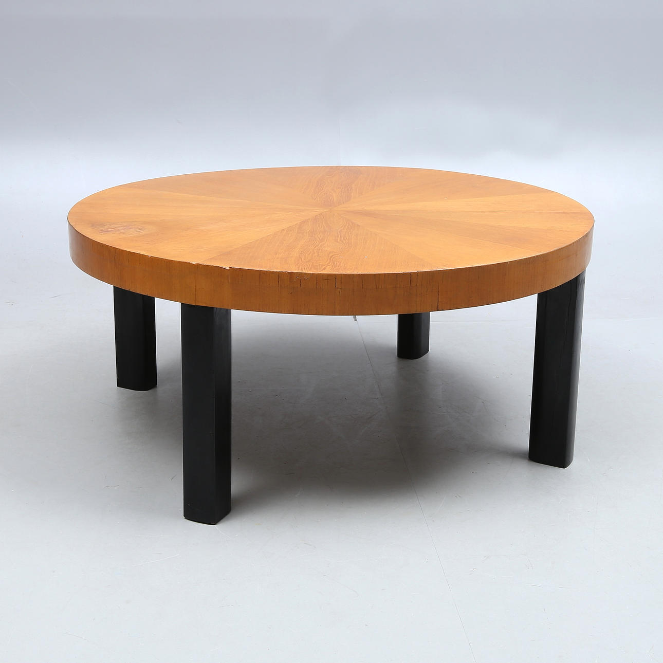 COFFEE TABLE, 1920s/30s.