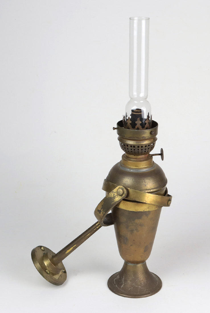 ANTIK SKIBENS petroleumslampe omkring 1920.