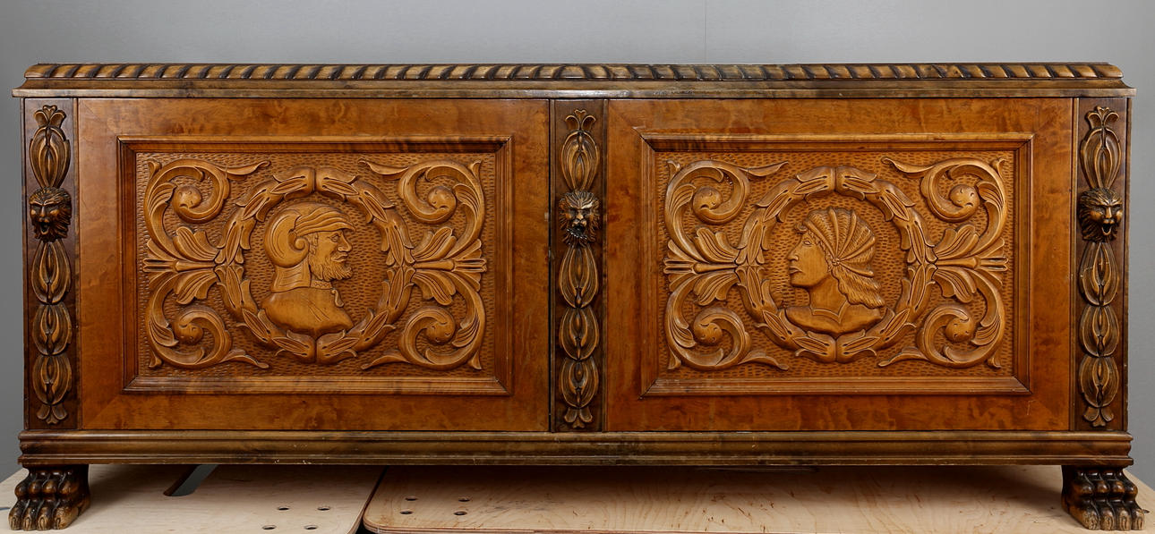 SKÅP/SKÄNK, Barockstil, 1900-tal.