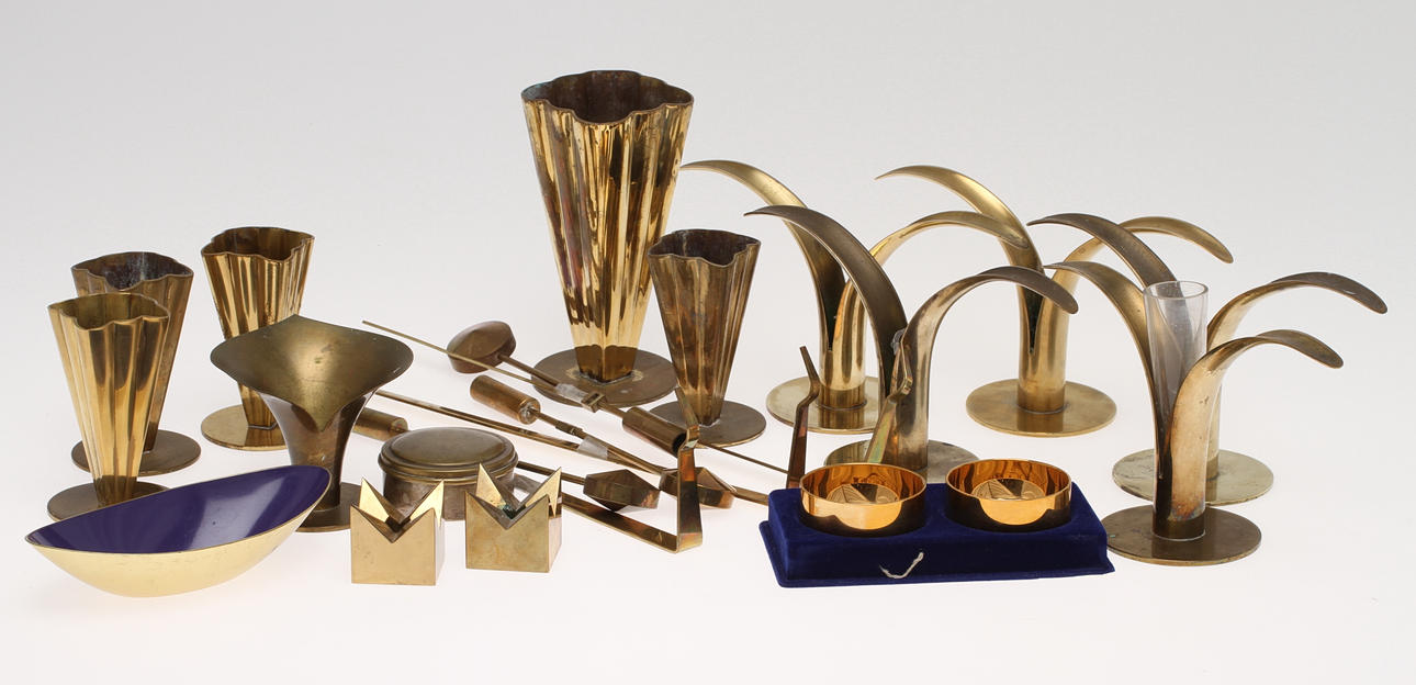 PARTI MÄSSING, ca 20 delar, 1900-tal.