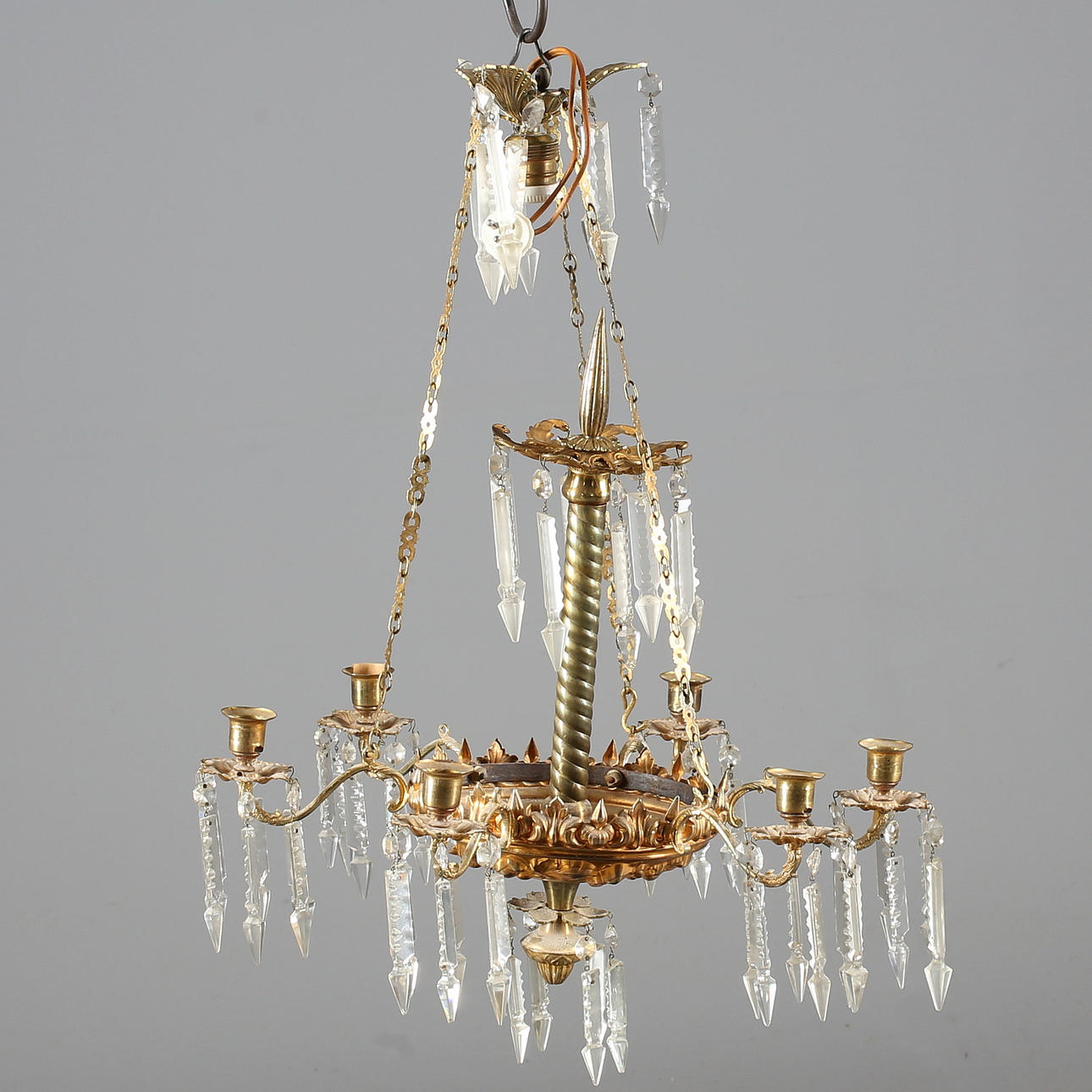 LYSELYSE, 6 lysarme, messing, glasprismer, 20. århundrede.