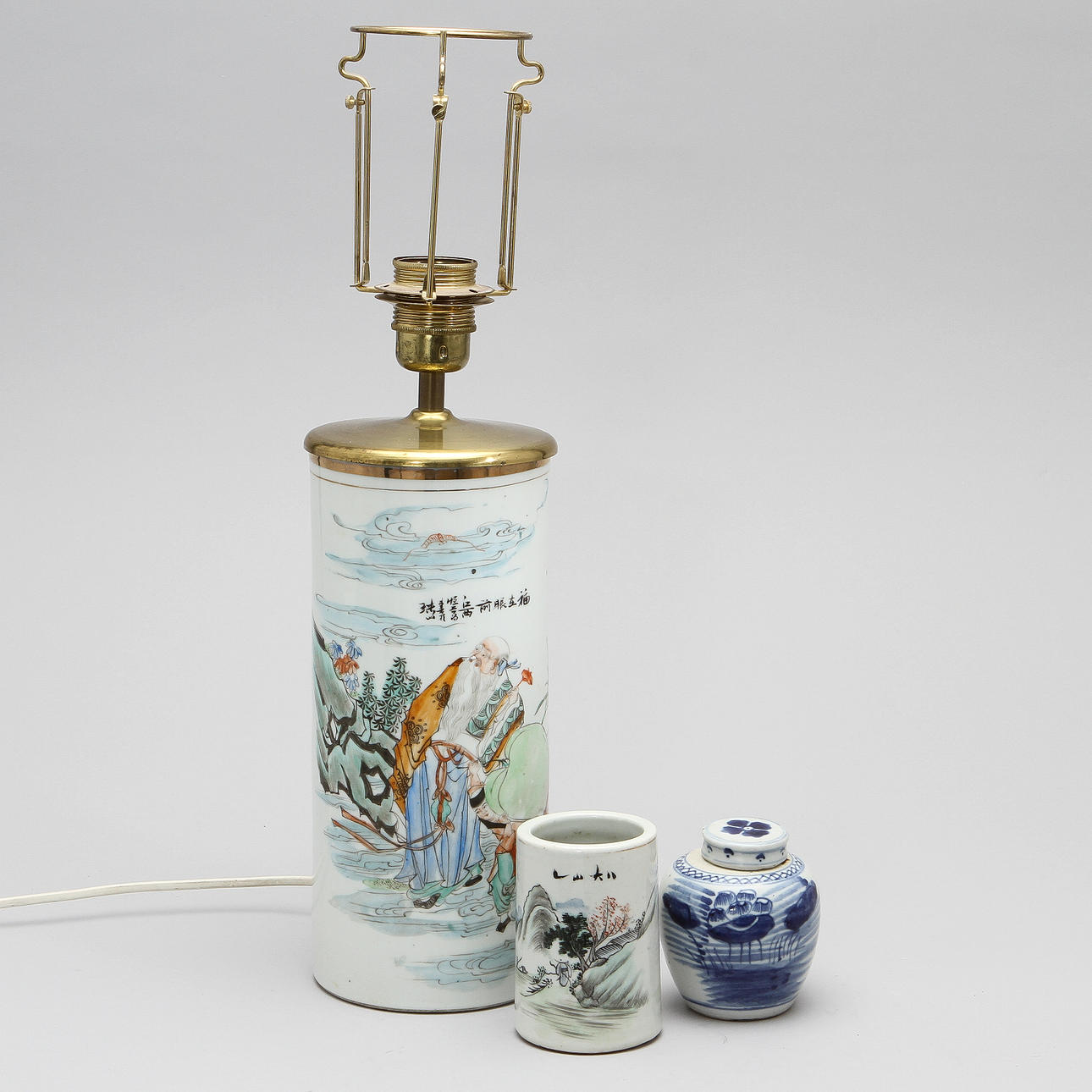 ORIENTALISK KERAMIK, 3 delar, 1900-tal.