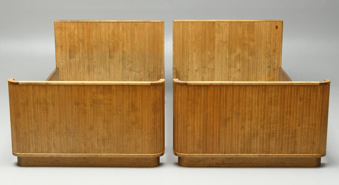 SÄNGAR, 1 par, "Suzanne", Nordiska kompaniet, 1930-tal.