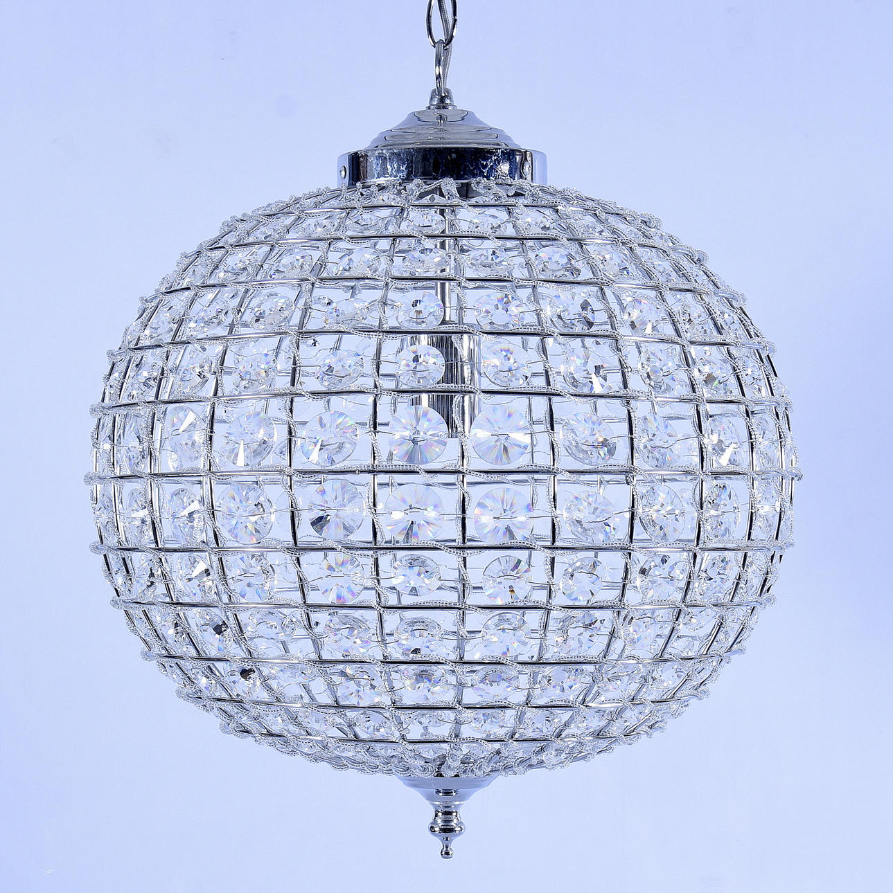 KRISTALLKRONA, rund, modern tillverkning.