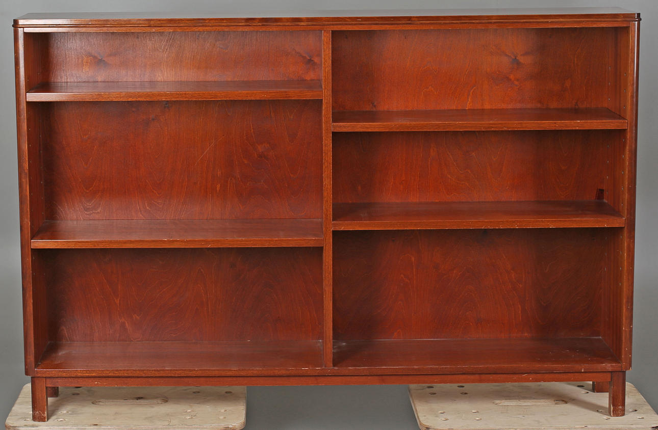 BOKHYLLA, 1900-talets mitt.