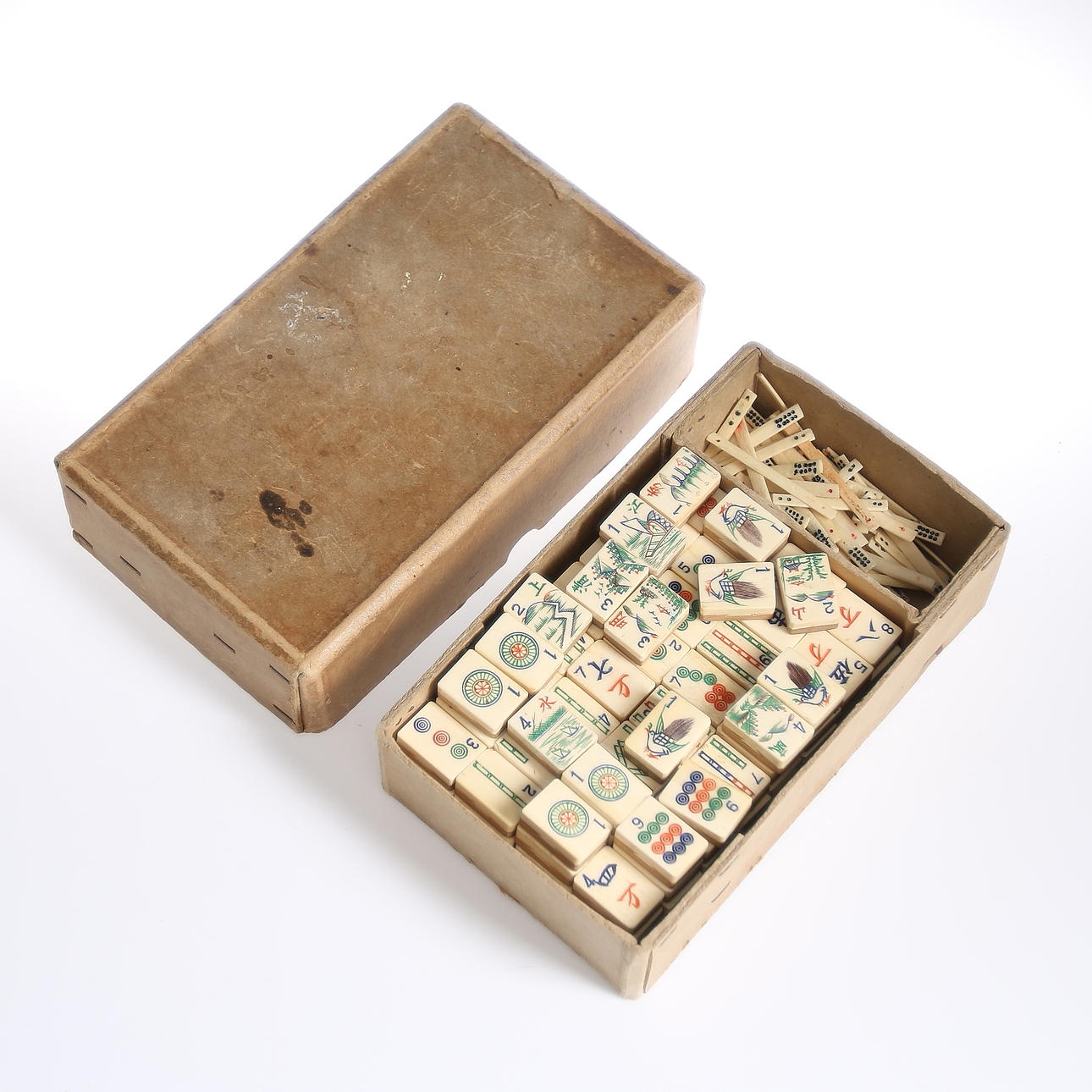 MAJONGSPEL, Kina, 1900-talets första hälft.