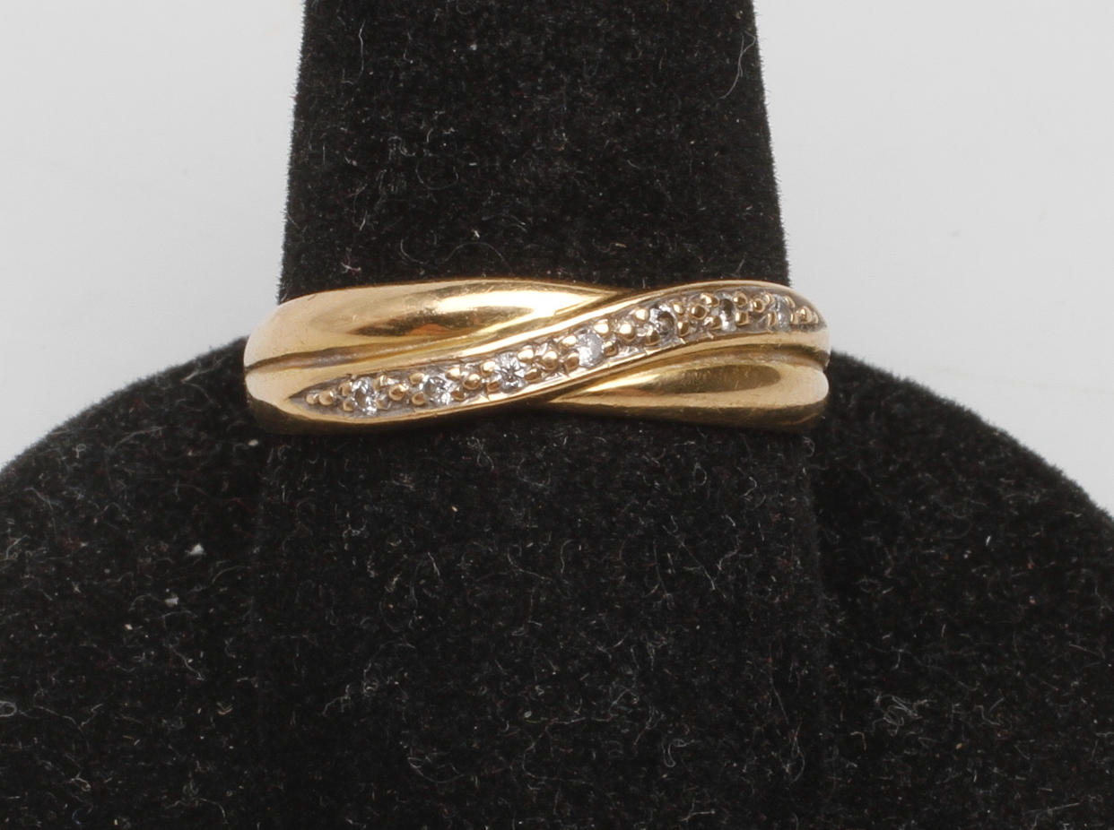 RING, 18k guld, vikt ca 2,5 gr.
