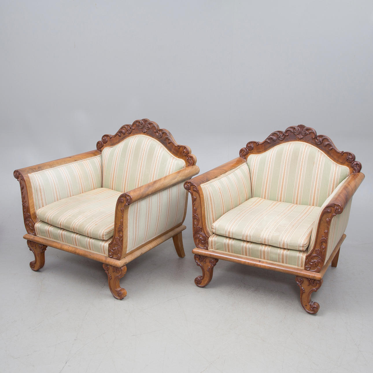 FÅTÖLJER 1 par, trä/textil, 1900-tal.