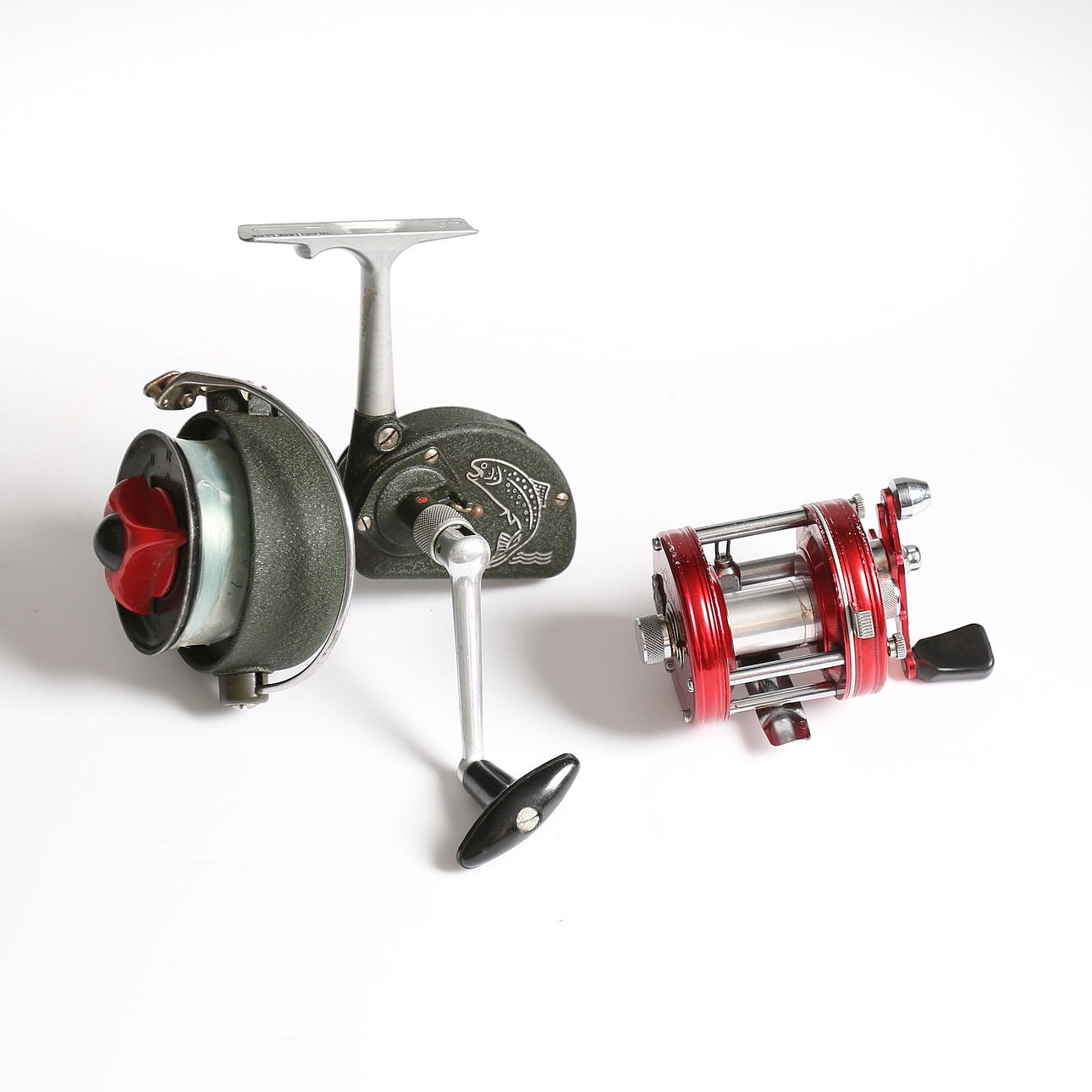 FISKERULLAR 2 st, Amassadeur och DAM, 1900-tal.