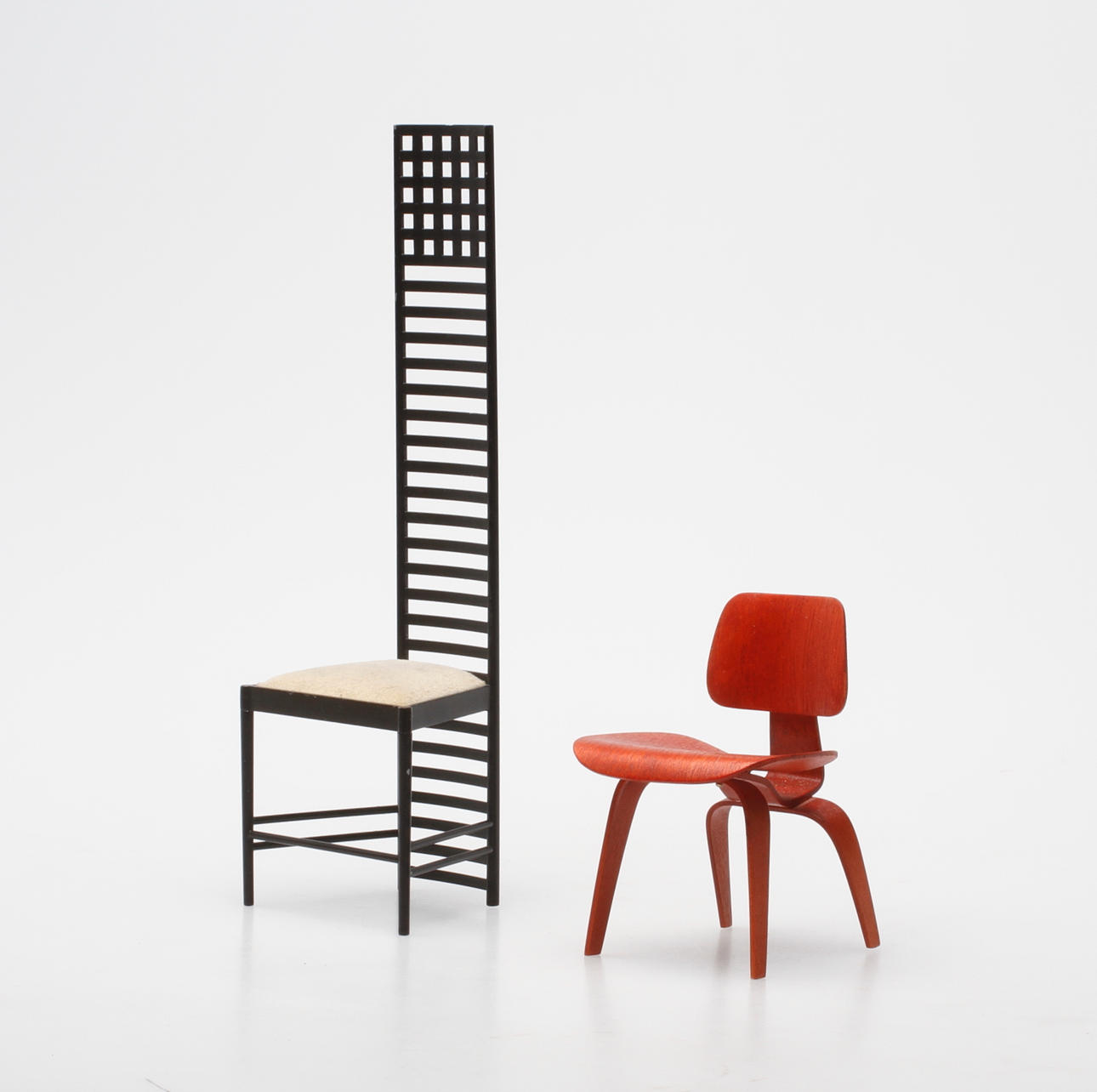 MODELLSTOLAR, 2 st, Vitra design samt modell & form.