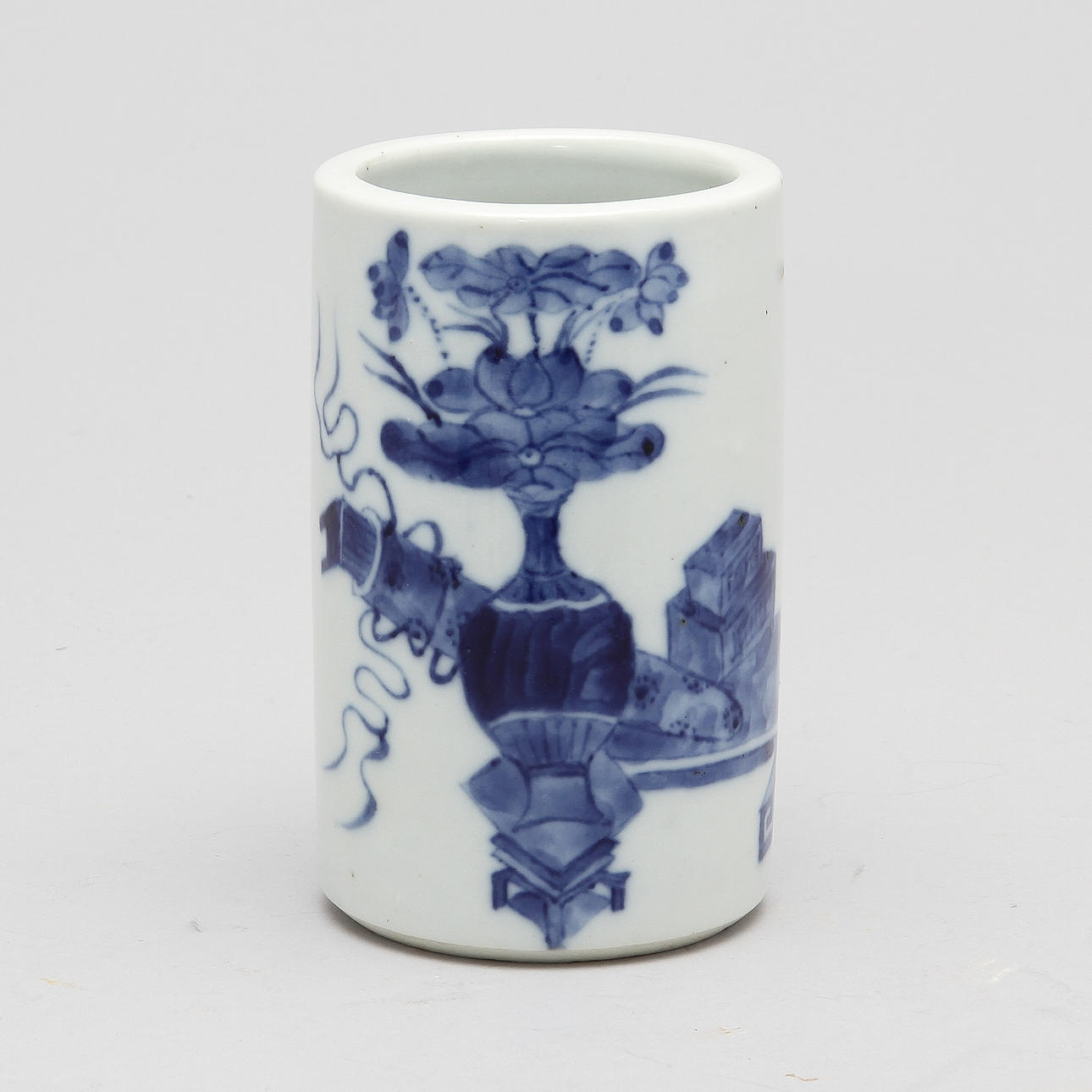 PENSTÄLL, porslin, Kina, 1800-tal.