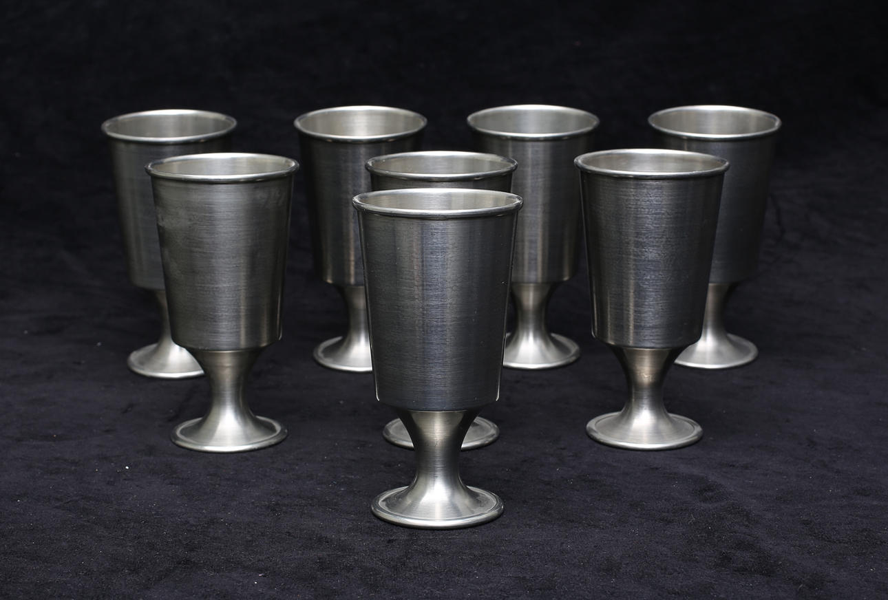 VINGLAS I TENN, 8 stycken.