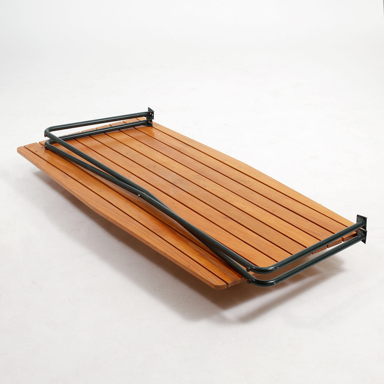 PÖYTÄ, B30 190, Grythyttan.