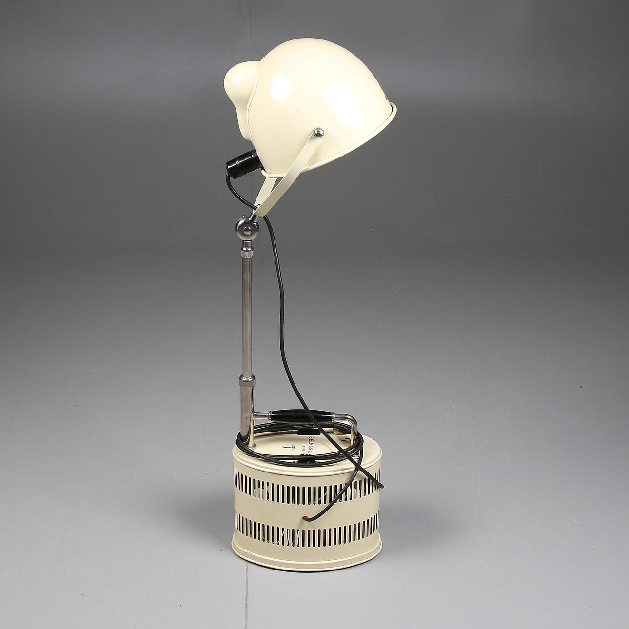 KVARTSLAMPA, Industri, Belmag, Schweiz. 1900-talets mitt.