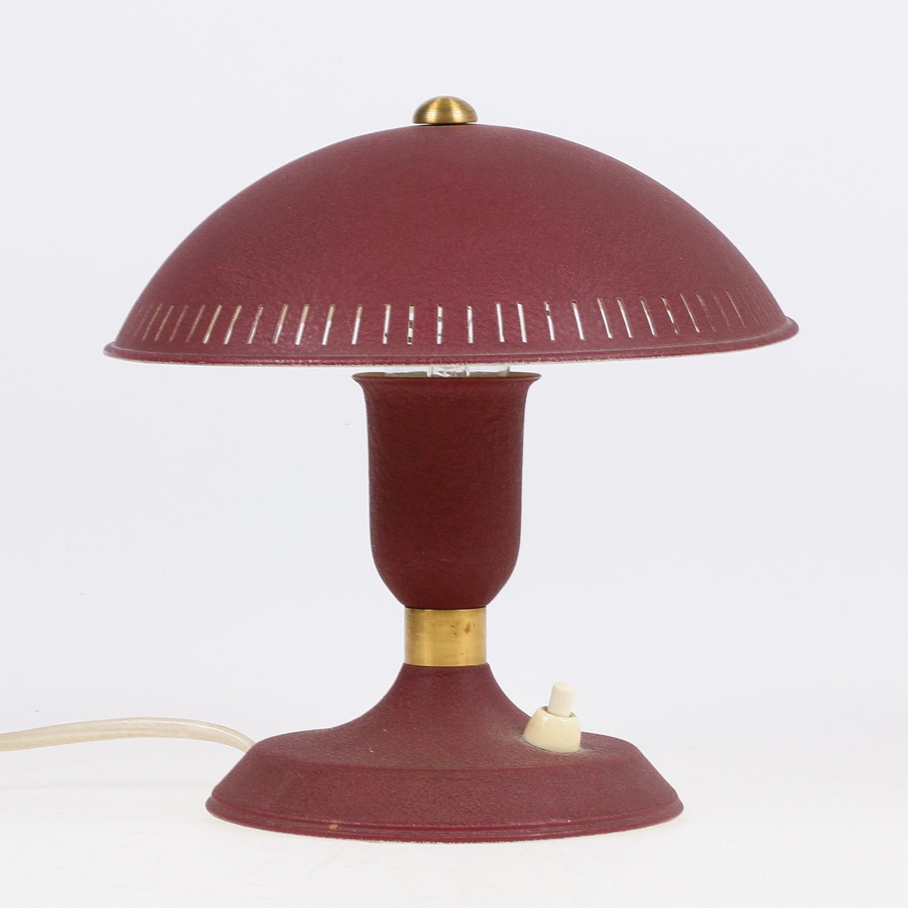 TABLE LAMP, Sae, tin, mid-20th century.