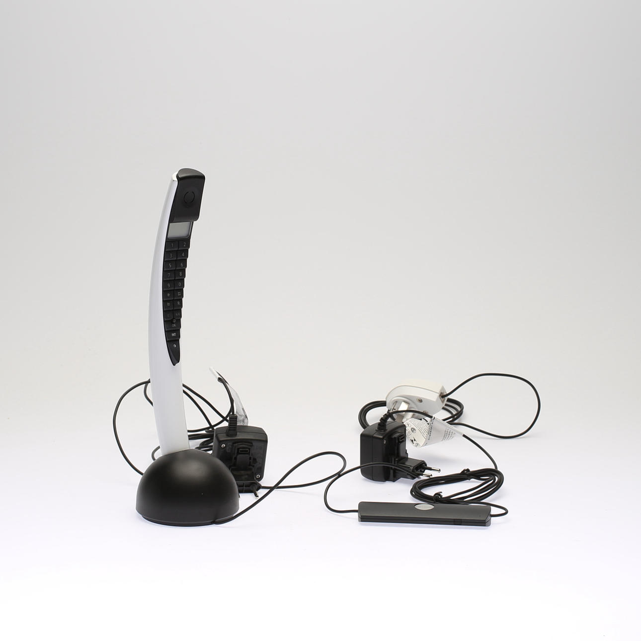 TELÉFONO, "BeoCom 2" y "BeoLine", Bang & Olufsen.